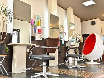 ピクシー ヘアー ファクトリー(Pixy Hair Factory)の写真/経験豊富なスタイリストがカウンセリングから仕上げまで担当◇あなたの希望を汲み取った理想のスタイルに♪