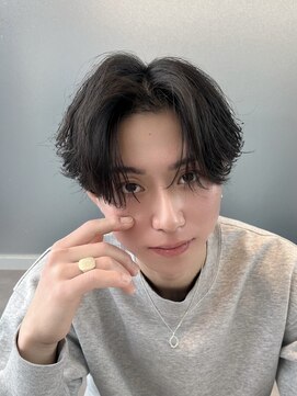 ジーナ 天神(Zina) 【福岡/天神/メンズパーマ】フェザーショート