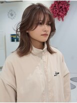 ファムエリア(FEMME AREA)&nbsp;レイヤーカット　ミディアムレイヤー