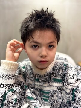 ルーツ(ROOTS) スパイキーショート キッズカット 親子カット 小学生