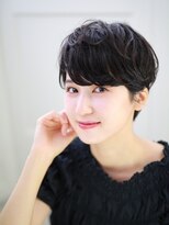 ヘアリゾート粋 新宿三丁目本店&nbsp;大人可愛い黒髪マッシュ/丸みショート/白澤