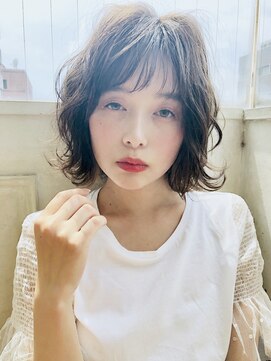 ランプ ヘアー(lamp hair) 【モテ髪】ほつれウェーブボブ