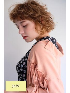 ラレイ(Lalei) 【表参道/青山】イエローベージュ×くせ毛風ショート【ささき】