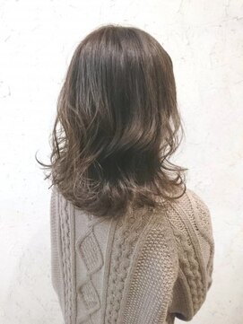 フロール(Flor) 【flor 戸塚】*くびれセミディ+シルバーグレージュ*