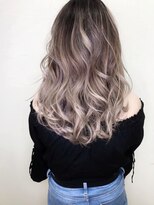 エヌプラス(N+)&nbsp;黒髪グラデヘアーオリーブグレー小顔に見せるヘアココアベージュ