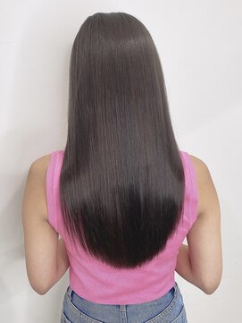 アルマバイロサ(ALMA by ROSA) 暗髪ツヤ感アッシュカラー/担当:【ギャル仙人】RENTA