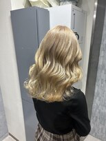 グラッジ 池袋(GLADGE)&nbsp;ミルクティーブロンド ブリーチカラー ケアブリーチ ベージュ