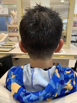 アッシュ 仙川店(Ash) オシャレスポーツ刈り ソフトモヒカン キッズカット
