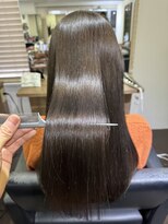 ルーツアイリー 心斎橋(ROOTS IRIE)&nbsp;髪質改善　アッシュブラウン　ヘルシースタイル　レイヤー　暗髪