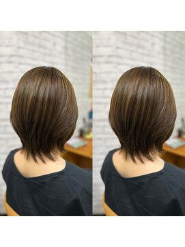 サロンドエー(SALON DE A) 30代40代50代大人ミディアムレイヤー