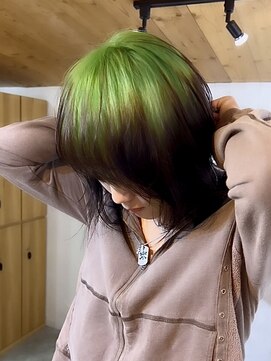 キラ 原宿(KILLA) 夏デザインカラー/レイヤーカットウェットヘア/オリーブベージュ