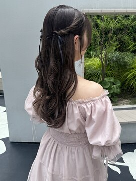 アフロート ディル(AFLOAT D'L) ゆるふわハーフツイン◎お呼ばれヘア