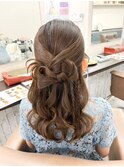 カチモリリボンハーフアップ