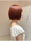 タッセルボブダブルカラー切りっぱなしボブ外ハネボブ顔周り30代