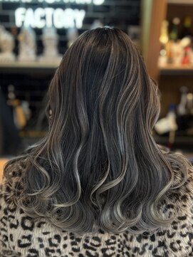 メリー(merry craftsman's factory) バレイヤージュカラー