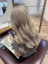 シュエット(chouette)&nbsp;ホワイトベージュカラー