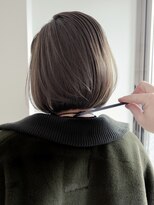スーク(Suq.)&nbsp;丸みボブ×スモーキーグレージュ