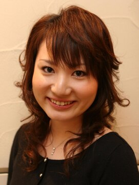 ズームアン(ZOOM un) ニュアンスのあるカールがキュートさUP