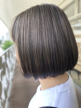 ヴィコロ(vicolo) コンパクトボブ