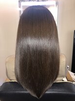 アールサロン アオヤマ(Rr SALON AOYAMA)&nbsp;プラチナミネコラストレート