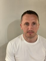 リバレッジ 広尾(Leverage)&nbsp;外国人ラフベリーショートフェードスタイル