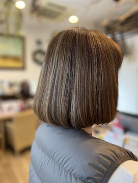 バンビ ヘアーメイク(Bambi hair make) 艶ボブ