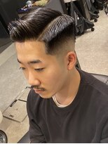 フランクスバーバーリザーブ 人形町店(FRANK’S BARBER RESERVE) クラシカルサイドパートハイスキンフェードバーバースタイルS