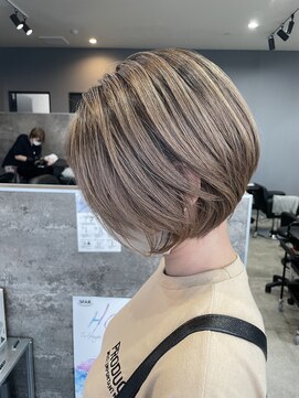 グリッター(GLITTER) ベージュボブ