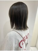 くすみグレージュ
