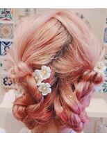 ランプヘアー(LAMP HAIR)&nbsp;ピンク可愛い編み込みヘアセットハイトーン成人式和装