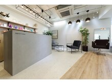 ジエクトヴィシア 心斎橋の雰囲気（心斎橋駅すぐアクセス良好！最新メニュー有・無重力パーマ）