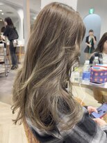 ティエラ 原宿 表参道(Tierra) Tierra毛利仁美 ハイライトカラーでつくる外国人風立体感カラー