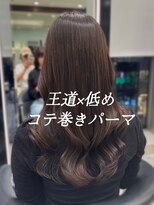 アピッシュ ギンザ(apish ginza)&nbsp;コテ巻きパーマ/デジタルパーマロング/ロングパーマ/パーマ