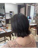 トップスタイル リッチ&nbsp;アッシュカラー×レイヤーボブで大人かわいい