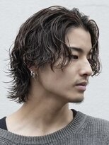 バイフィフス 原宿/表参道(by fifth)&nbsp;波巻きスパイラルパーマセンターパートウルフカットサーフカール