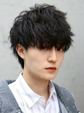 ルーシー 名古屋栄(LUCEY) センターパートニュアンスパーマフェザーパーマ波巻きパーマ
