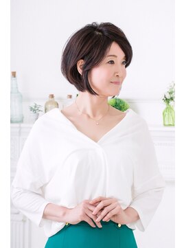 ステラ ヘア モード(Stella hair mode) ミセススタイル☆ツヤとボリュームを兼ね添えた万能ショート