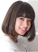 ツヤサラふんわりストレート美髪内巻きワンカール前下がりボブ