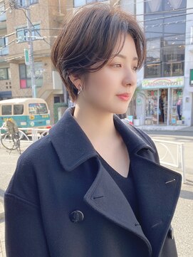 アンド ストーリーズ(&STORIES) 厚めバング/アッシュブラウン/20代/30代/40代/ショート/ボブ