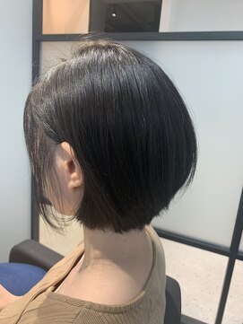 アールサロン オカザキ(Rr salon.OKAZAKI) ショートボブ