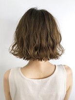 アルバム 渋谷パルコ(ALBUM)&nbsp;くびレイヤーカーキベージュニュアンスカラー_ba225101