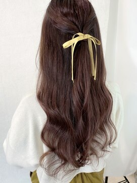 プラグ バイ ネオリーブ(plug by neolive) ピンクベージュ☆美髪/ネビージュ/こなれミディ