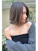 トルネード(TORNADO) アッシュベージュハイライト外ハネレイヤーボブ n11.26