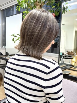 グラフ 銀座(GRAFF) 【ハイライト】外ハネボブ/ボブ/グレージュ/大人かわいいボブ