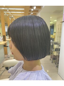 アデイ 大森店(AdAy) 小顔　タイトなミニボブ