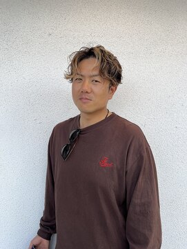 エー(a.) メンズパーマ