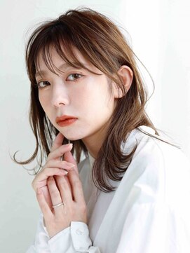 ヘアメイク アージュ 天神西通り店(HAIR MAKE age) 外ハネミディアム　くびれヘア　アッシュベージュ