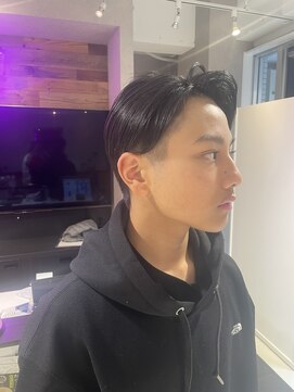 バイブス バイ ケンジ(vibes by KENJE) ツーブロックヘアスタイル