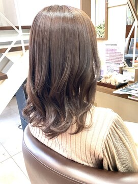 コアフィールフィス(COIFFURE fils) 【見附　今町】M3Dカラー　ミルキーベージュ