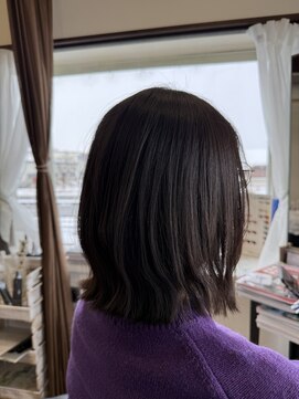 コア フィール ア デイ(COIFFURE A DAY) 新規お得クーポンあり【見附　今町】M3D外ハネスタイル